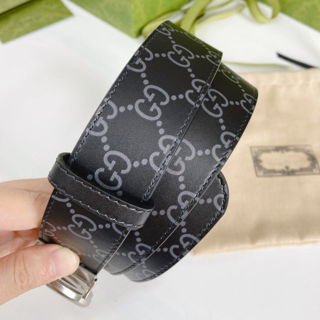 DOUBLE G SILVER BUCKLE 38MM BLACK LEATHER GREY MONOGRAM