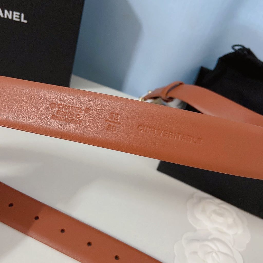CC Women's Belt 3.0CM Brown Calfskin White Black Buckle 597643