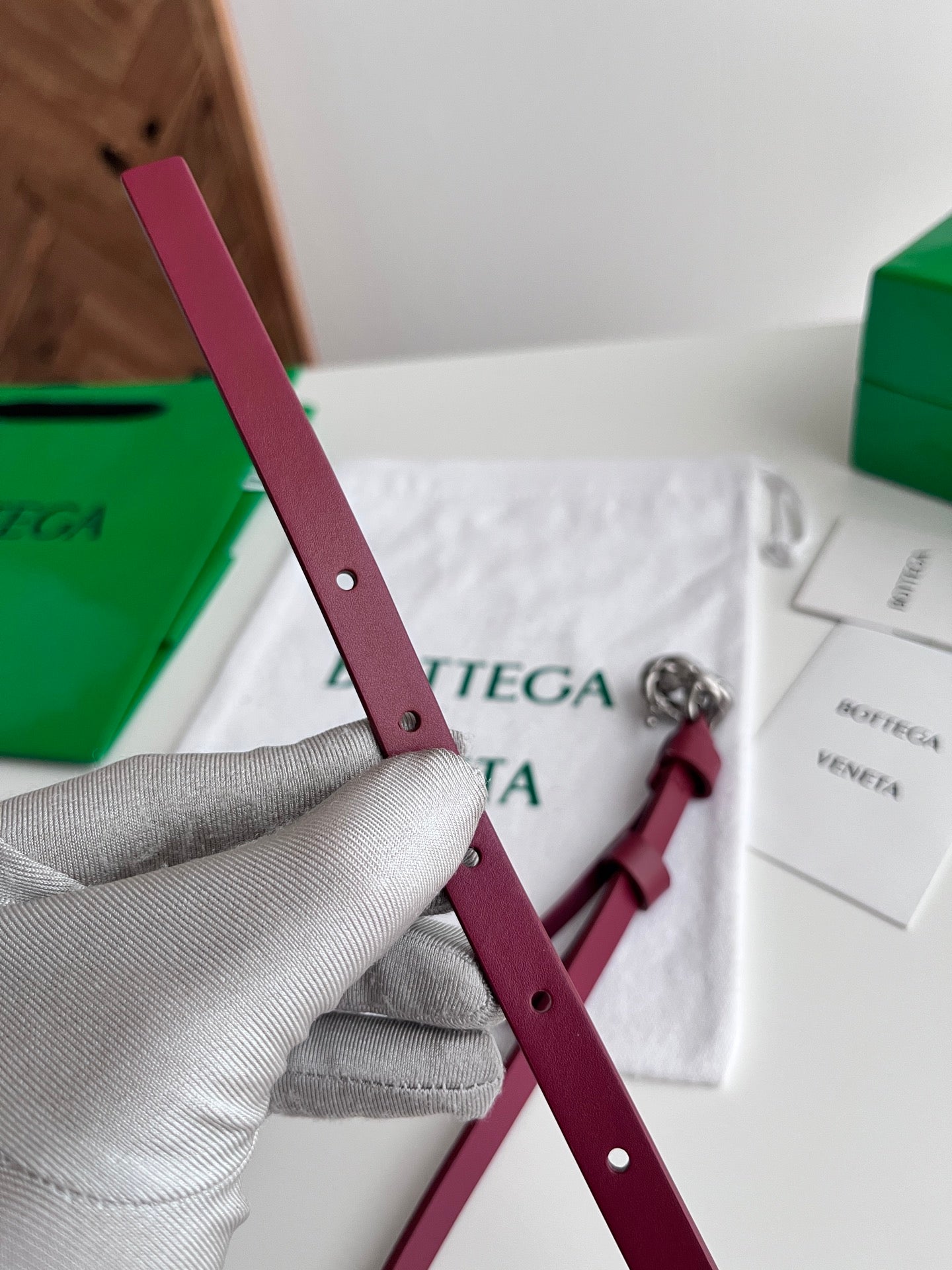 BV 26S Knot Buckle Belt 1.2cm Burgundy Leather 507233