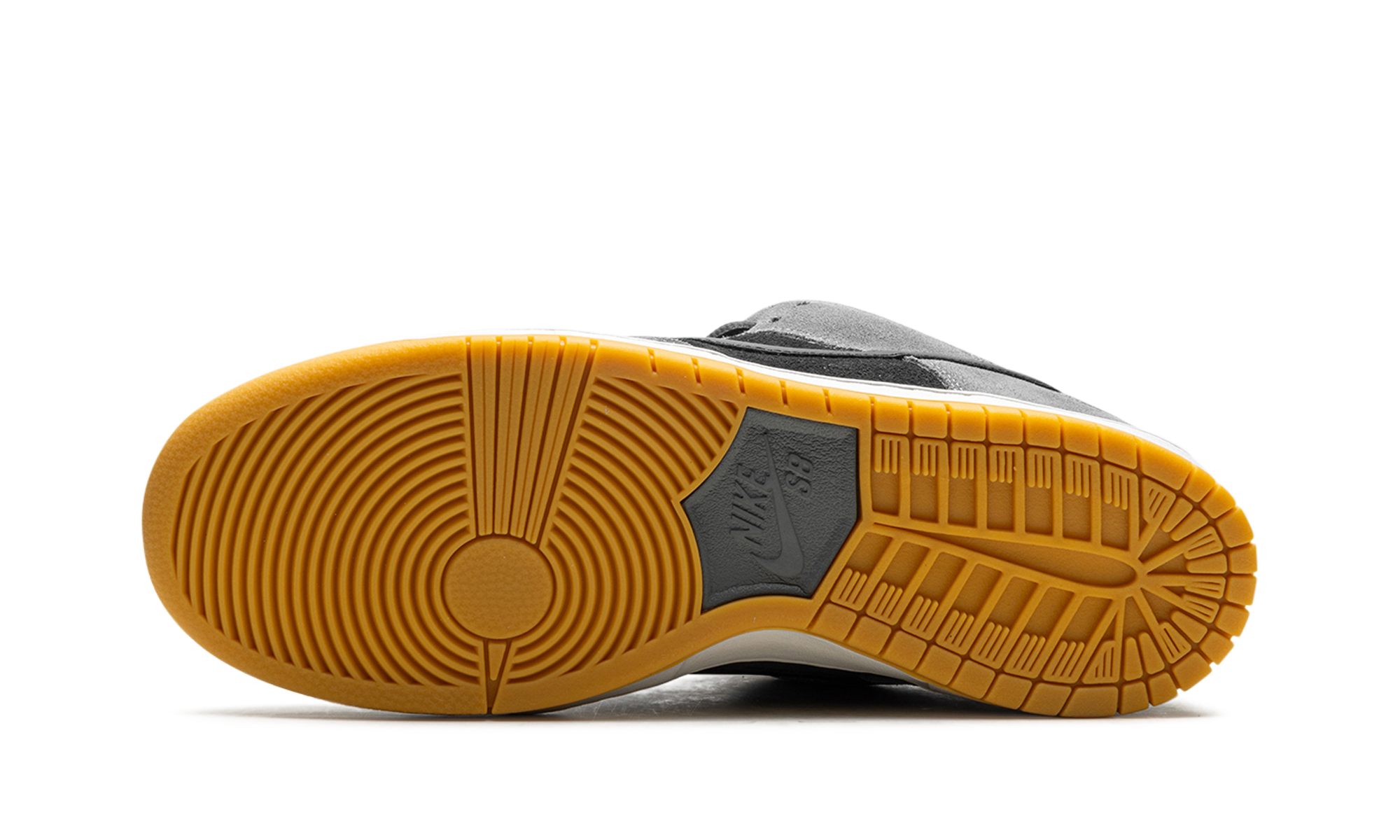 Nike SB Dunk Low Pro Dark Smoke Grey HF3063-001 | Skate Shoe
