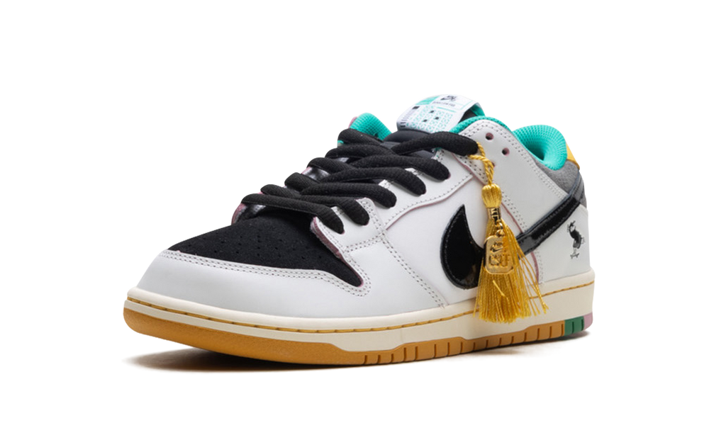 Nike SB Dunk Low CSEF HJ4132 100 - Iconic Skate Shoe with Premium Colorway