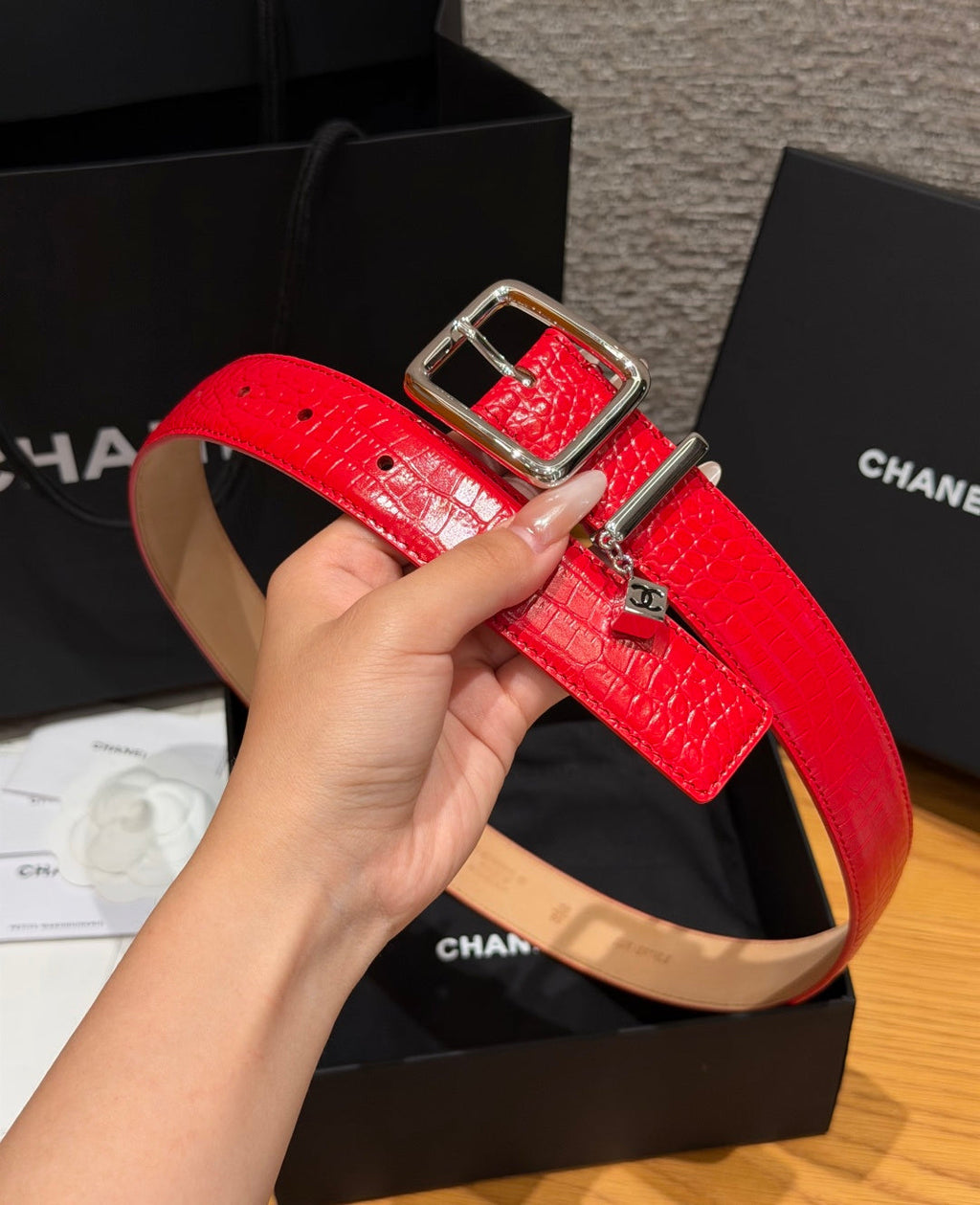 CC 3.0cm 2026 Métiers d'art Belt Red Crocodile Embossed Calfskin 209288