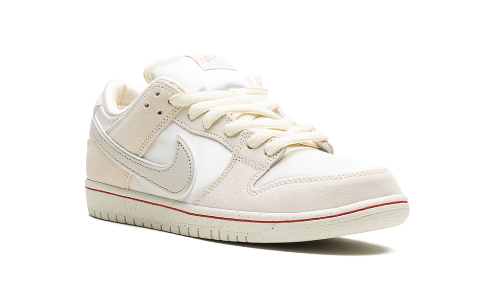 Nike SB Dunk Low Valentine's Day "Low Love Found" FZ5654-100 | Red Thread of Fate