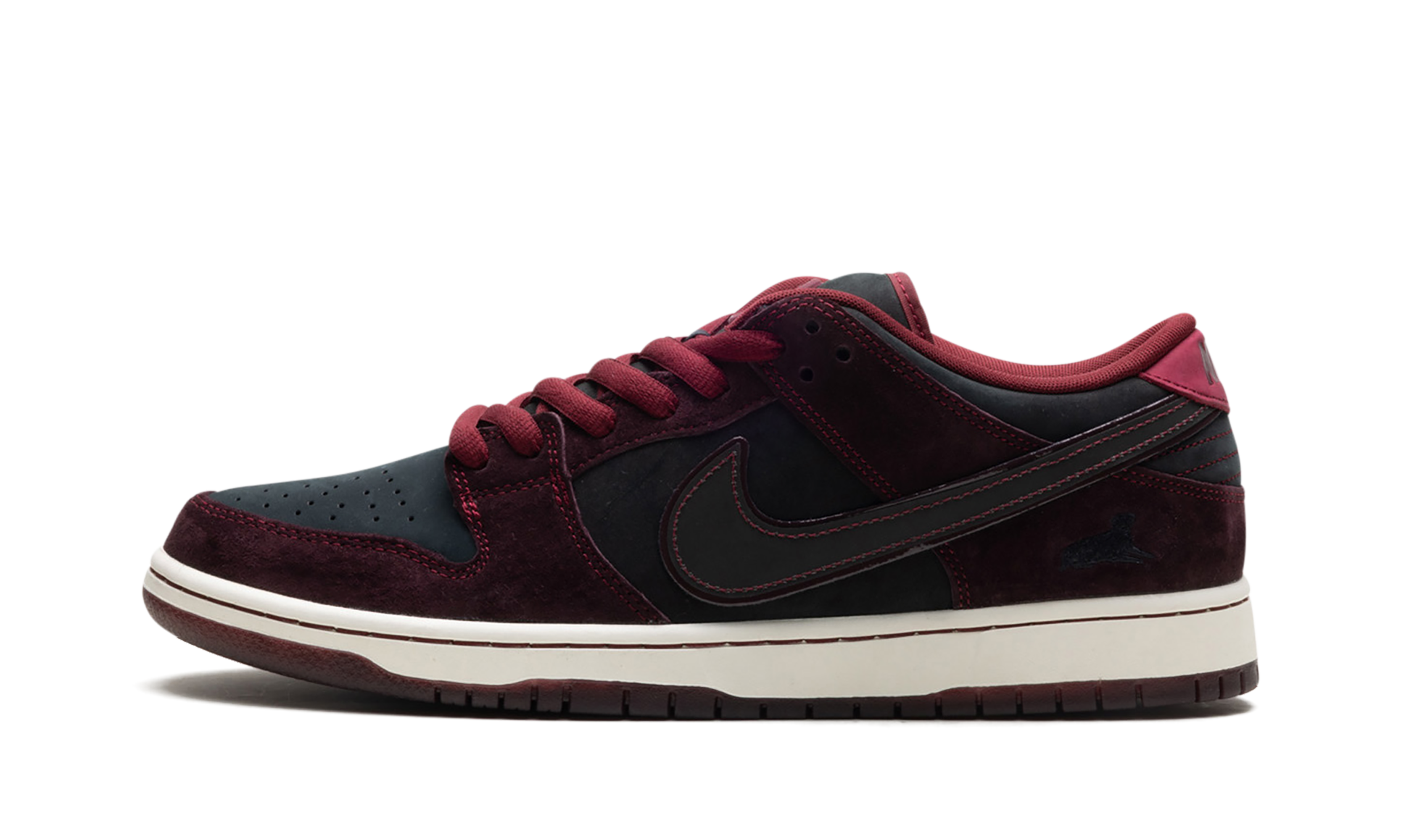 Nike SB Dunk Low Riot Skateshop Special Box FZ1289-200