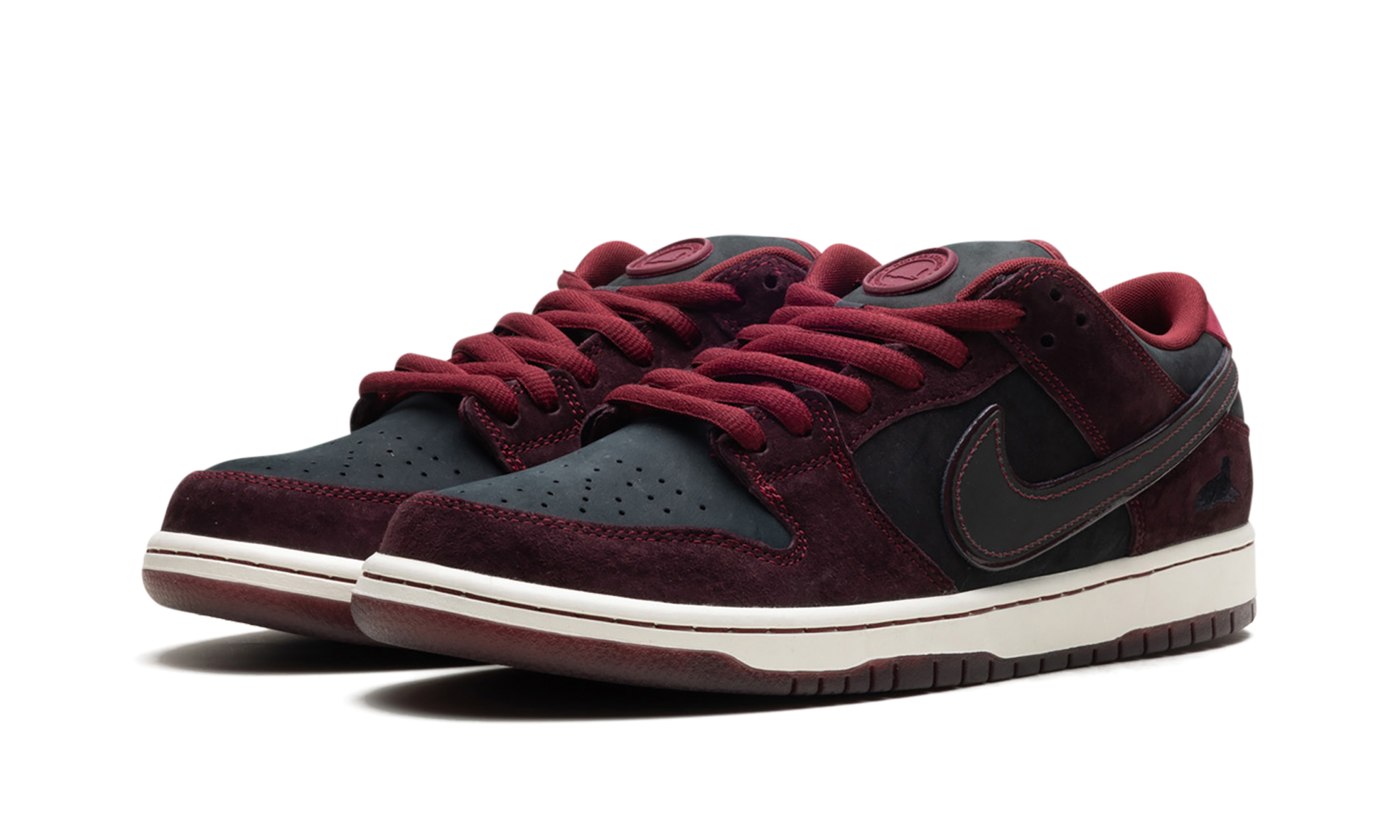 Nike SB Dunk Low Riot Skateshop Special Box FZ1289-200